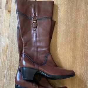 Clarks boots